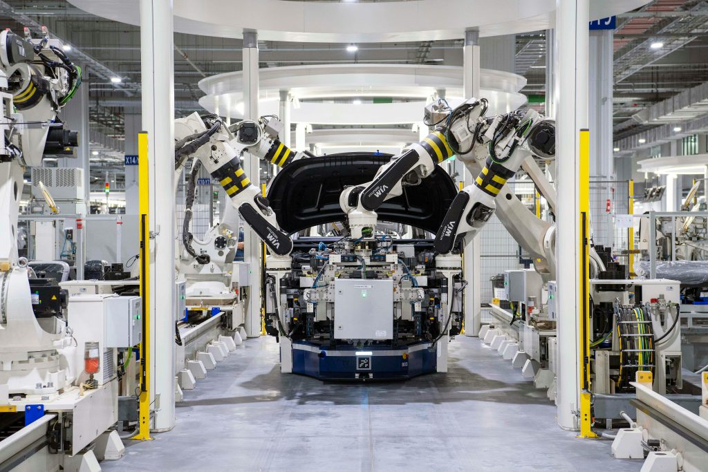 Integracja robotów i sterowników PLC – systemy automatyki przemysłowej Ostrów Wielkopolski w akcji.